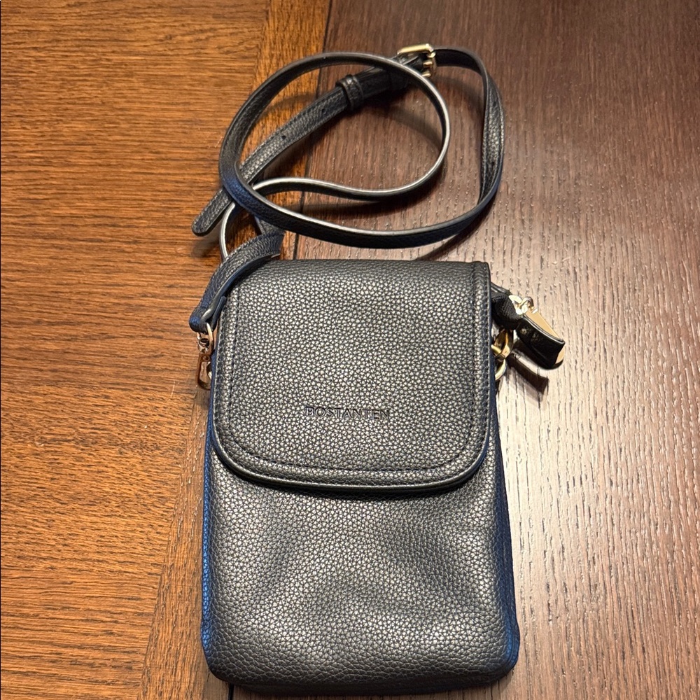 Textured Black Crossbody Bag